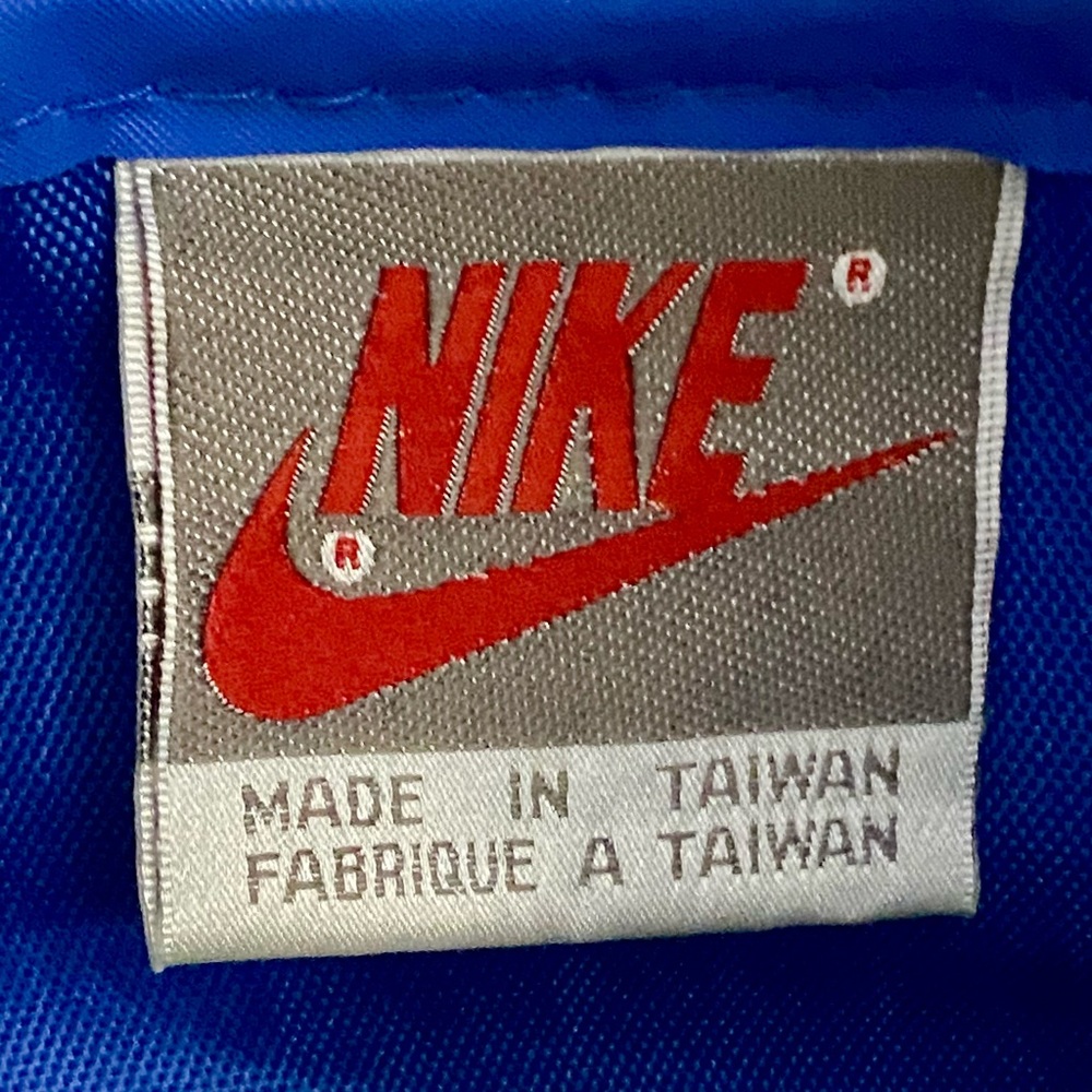 Vintage 90’s NIKE Sportswear Blue & Green Big Embroidered Logo Gym Duffle Bag OS - Picture 9 of 10